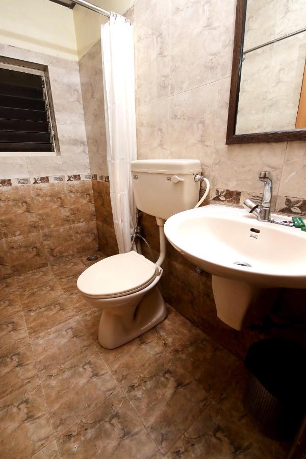 Westend Hotel Matheran Zewnętrze zdjęcie