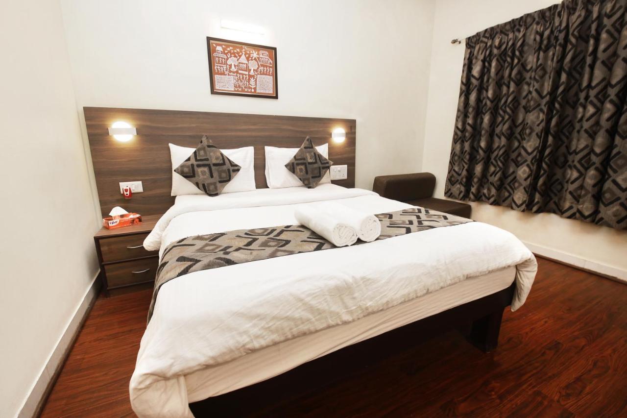 Westend Hotel Matheran Zewnętrze zdjęcie