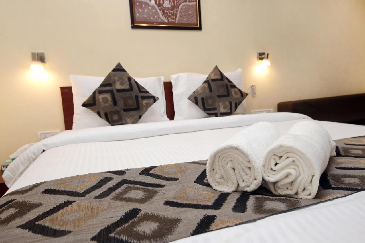 Westend Hotel Matheran Zewnętrze zdjęcie