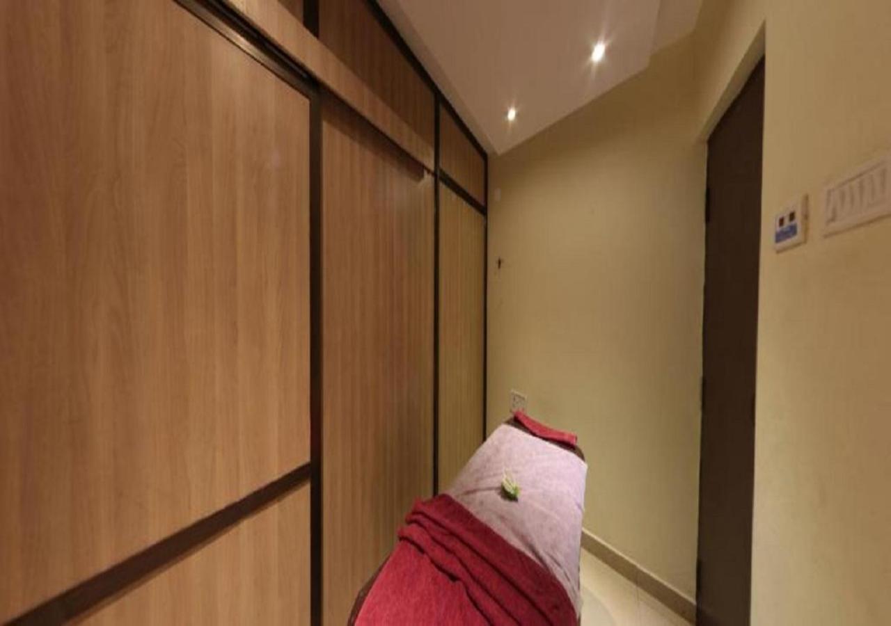 Westend Hotel Matheran Zewnętrze zdjęcie