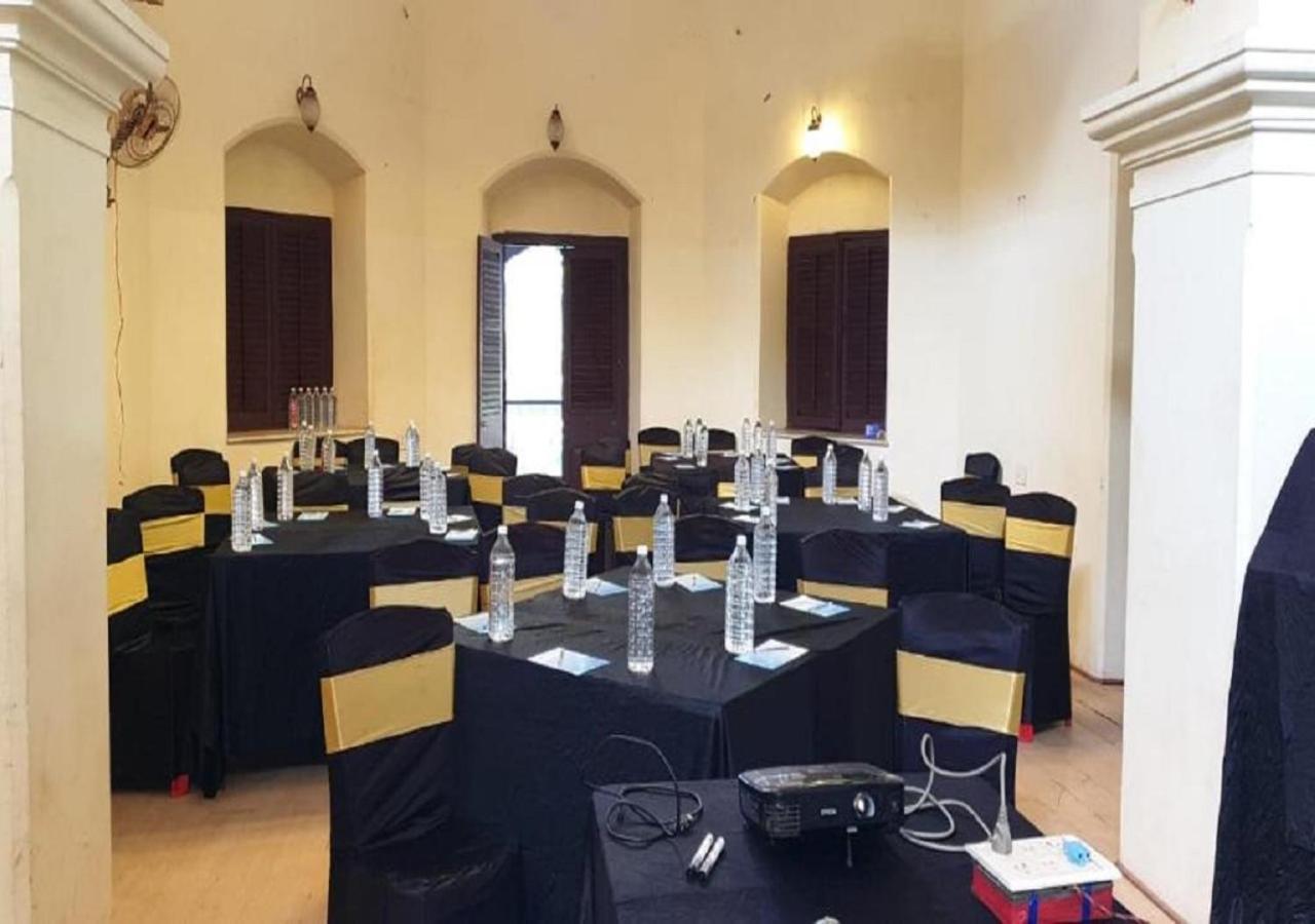 Westend Hotel Matheran Zewnętrze zdjęcie