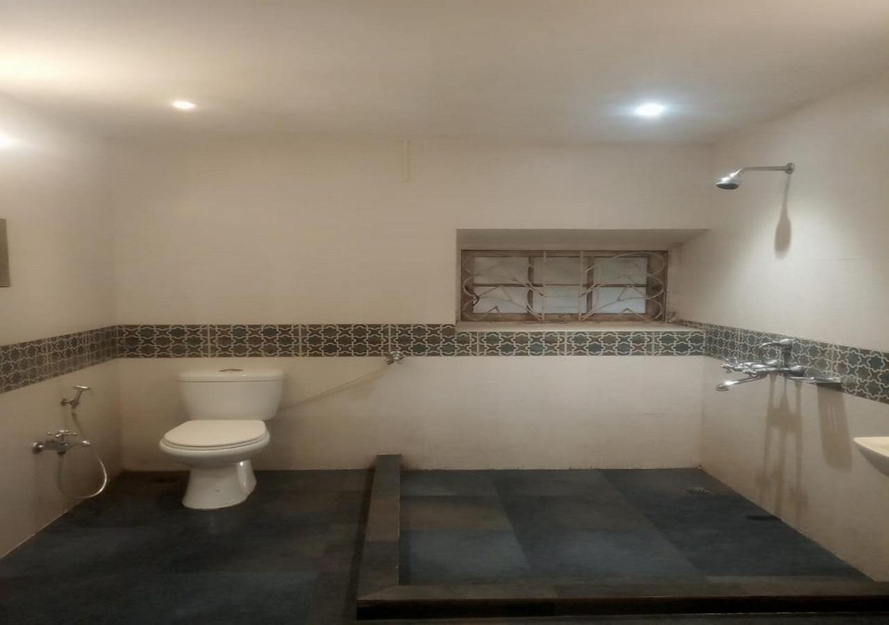 Westend Hotel Matheran Zewnętrze zdjęcie