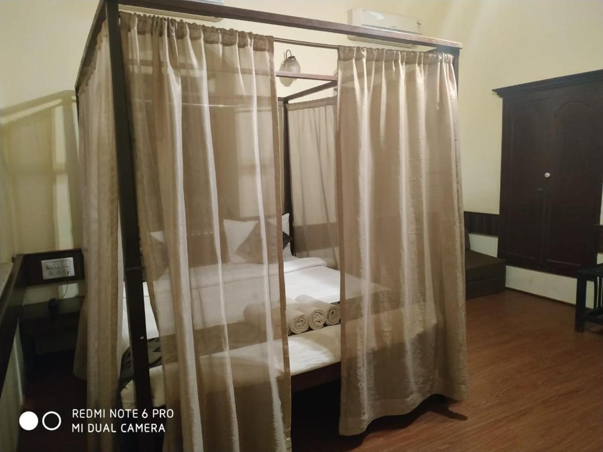 Westend Hotel Matheran Zewnętrze zdjęcie