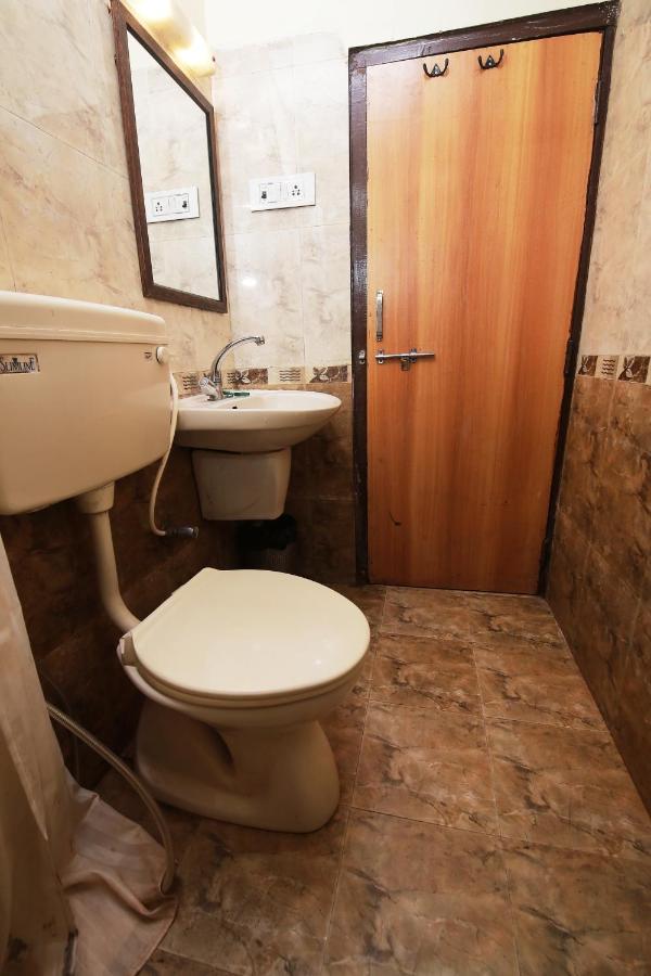 Westend Hotel Matheran Zewnętrze zdjęcie