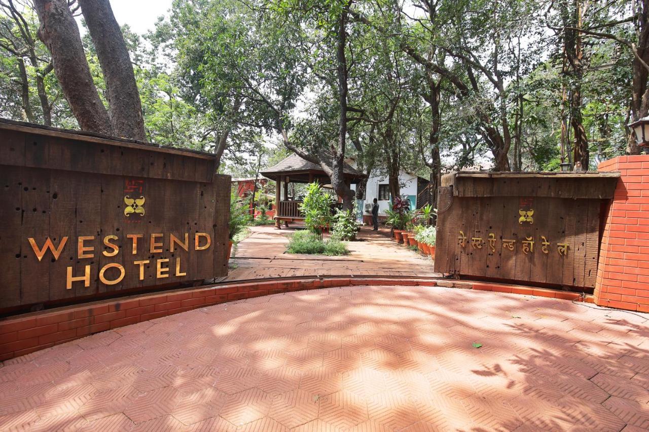 Westend Hotel Matheran Zewnętrze zdjęcie